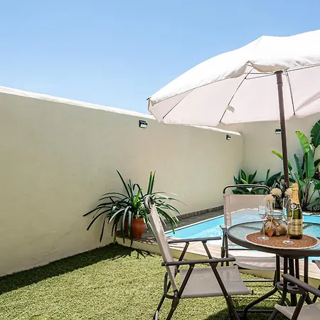 Casa Dorca, 2 كونيل ذي لا فرونتيرا