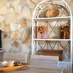 Casa Dorca, 2 *